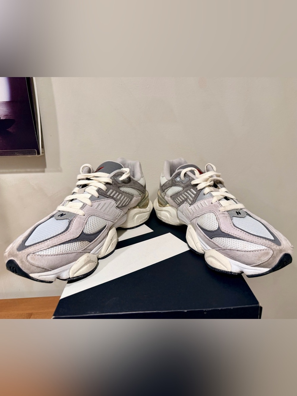 New Balance 9060 unisex sneakers (gray colorway). - Picture 6 of 9